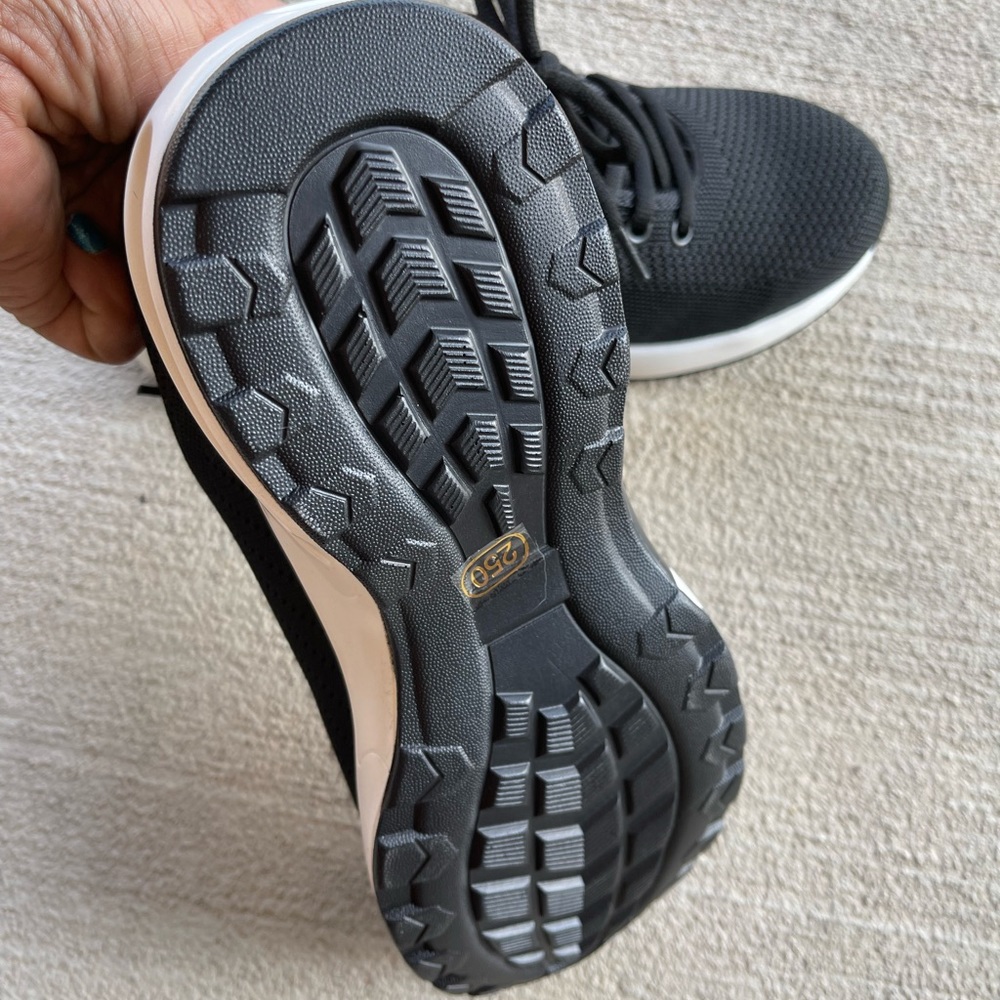 Shose